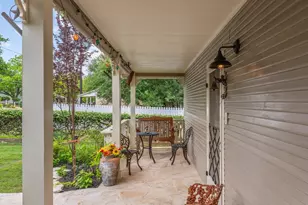 217 W Creek St, Fredericksburg, TX 78624 - Photo 25