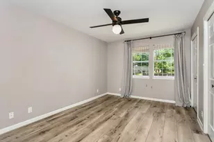 803 N Bowie, Fredericksburg, TX 78624 - Photo 17
