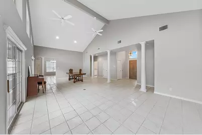 1019 Creek Run, Kerrville, TX 78028 - Photo 3