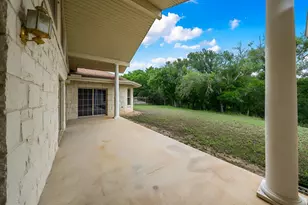 1019 Creek Run, Kerrville, TX 78028 - Photo 17