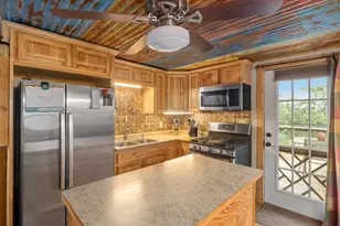 815 Nixon Creek Rd, Fredericksburg, TX 78624 - Photo 11