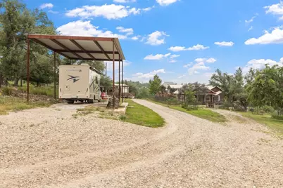 815 Nixon Creek Rd, Fredericksburg, TX 78624 - Photo 3