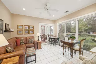 217 W Morse St, Fredericksburg, TX 78624 - Photo 9