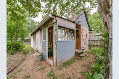 217 W Morse St, Fredericksburg, TX 78624 - Photo 31