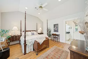 217 W Morse St, Fredericksburg, TX 78624 - Photo 11