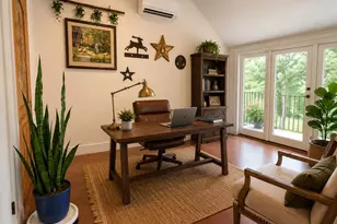 217 W Morse St, Fredericksburg, TX 78624 - Photo 23