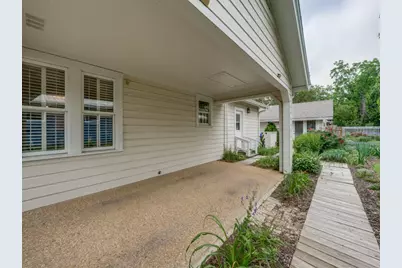 217 W Morse St, Fredericksburg, TX 78624 - Photo 21