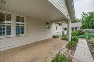 217 W Morse St, Fredericksburg, TX 78624 - Photo 21