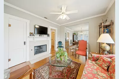 217 W Morse St, Fredericksburg, TX 78624 - Photo 5