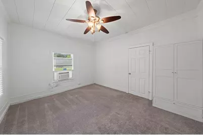 1421 Park St, Kerrville, TX 78028 - Photo 9