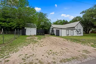 1421 Park St, Kerrville, TX 78028 - Photo 19