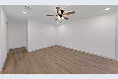 129 Willow Way, Kerrville, TX 78028 - Photo 9