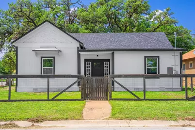 502 Ross St, Kerrville, TX 78028 - Photo 1