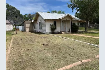 1803 S Pecan St, Brady, TX 76825 - Photo 3
