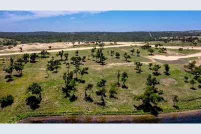 766 Ingram Ln, Fredericksburg, TX 78624 - Photo 3