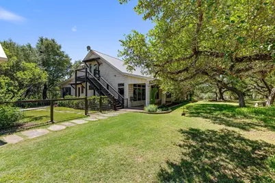 7855 Middle Creek Rd, Blanco, TX 78606 - Photo 27