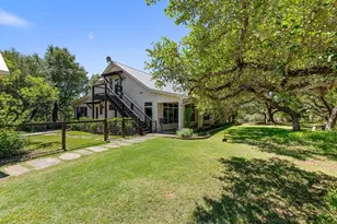 7855 Middle Creek Rd, Blanco, TX 78606 - Photo 27