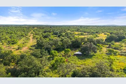 6304 County Rd 110, Llano, TX 78643 - Photo 7