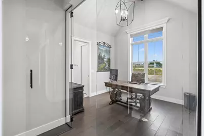 1051 N Cattlemans Crossing Dr, Kerrville, TX 78028 - Photo 23