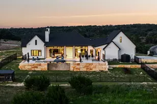 1051 N Cattlemans Xing Dr, Kerrville, TX 78028 - Photo 41