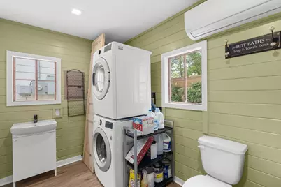 109 E College St, Fredericksburg, TX 78624 - Photo 21