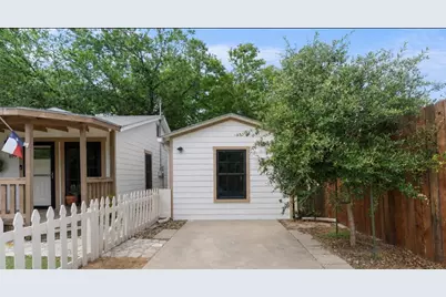 109 E College St, Fredericksburg, TX 78624 - Photo 19