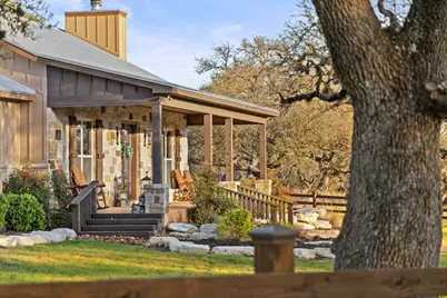4827 Maenius Rd, Blanco, TX 78606 - Photo 3
