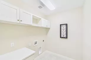 1705 Cherrywood Dr, Fredericksburg, TX 78624 - Photo 5