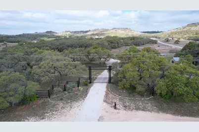 3513 N US Hwy 281, Blanco, TX 78606 - Photo 37