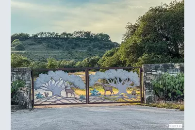 3513 N US Hwy 281, Blanco, TX 78606 - Photo 11