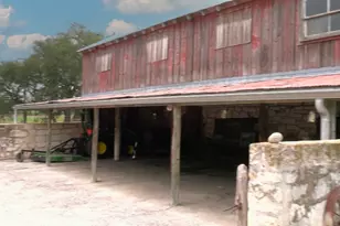 1251 Doebbler Rd, Fredericksburg, TX 78624 - Photo 55