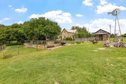 1251 Doebbler Rd, Fredericksburg, TX 78624 - Photo 65