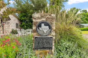 1251 Doebbler Rd, Fredericksburg, TX 78624 - Photo 3