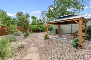 312 E College St, Fredericksburg, TX 78624 - Photo 39