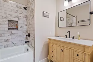 312 E College St, Fredericksburg, TX 78624 - Photo 25