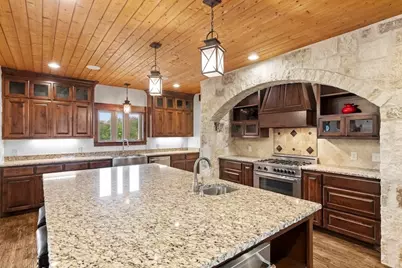 382 Breezy Hills Dr, Fredericksburg, TX 78624 - Photo 19