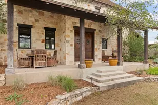 382 Breezy Hills Dr, Fredericksburg, TX 78624 - Photo 9