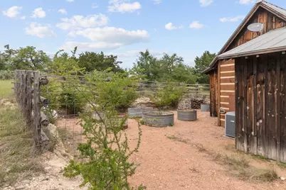 382 Breezy Hills Dr, Fredericksburg, TX 78624 - Photo 47