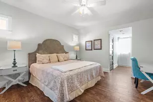419 E Travis St, Fredericksburg, TX 78624 - Photo 27