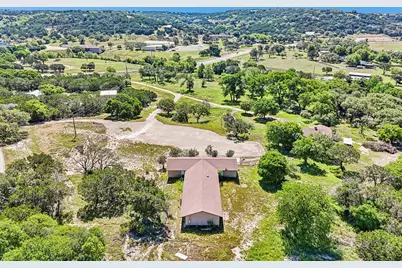 108 Aqua Vista Dr, Kerrville, TX 78028 - Photo 17