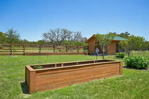 722 W Lacey Oak Pkwy, Kerrville, TX 78028 - Photo 59