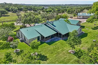 722 W Lacey Oak Pkwy, Harper, TX 78631 - Photo 69