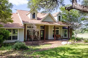 272 Schaper Rd, Fredericksburg, TX 78624 - Photo 5