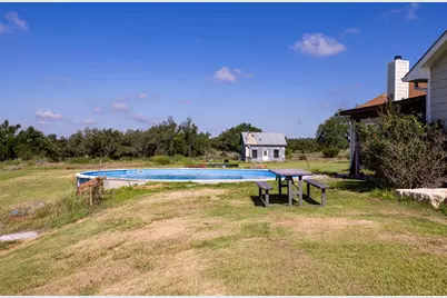 272 Schaper Rd, Fredericksburg, TX 78624 - Photo 35