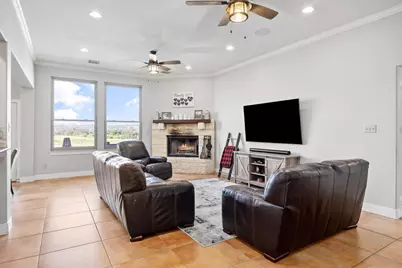 272 Schaper Rd, Fredericksburg, TX 78624 - Photo 11