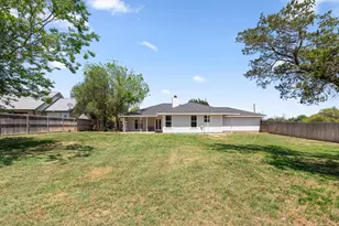 200 Red Oak Ln, Ingram, TX 78025 - Photo 17