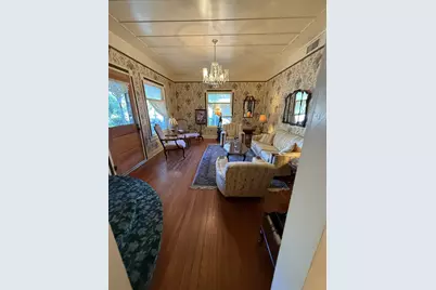208 S Crockett St, Fredericksburg, TX 78624 - Photo 5