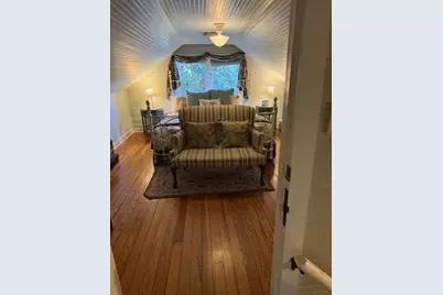 208 S Crockett St, Fredericksburg, TX 78624 - Photo 11