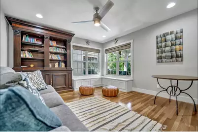 516 W Austin St, Fredericksburg, TX 78624 - Photo 5
