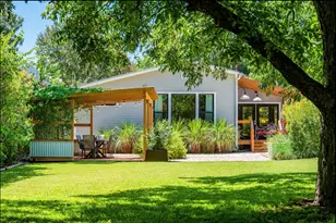 516 W Austin St, Fredericksburg, TX 78624 - Photo 21